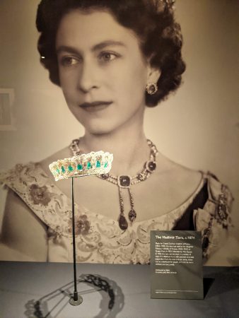 Queen Elizabeth emerald Vladimir tiara